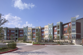 Broadstone Colonnade